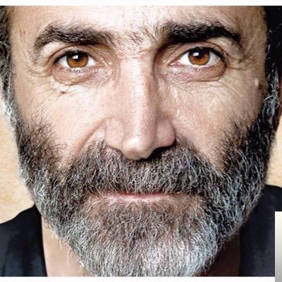 دانلود آهنگ Bir Ay Doğar از Cengiz Özkan