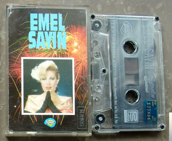 دانلود آهنگ Aşka Davet - Emel Sayın از Emel Sayın