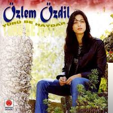 دانلود آهنگ Ak Göğsünde - Özlem Özdil از Özlem Özdil